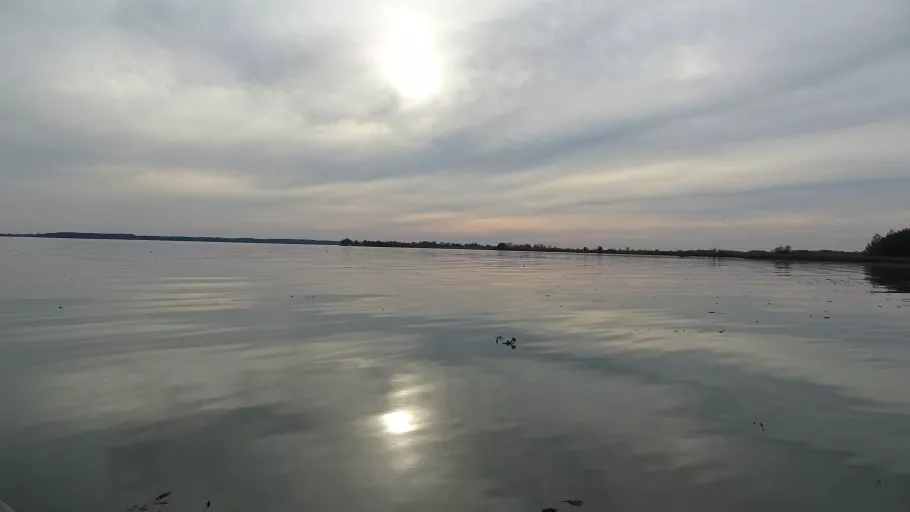 Ég és víz, Tisza-tó